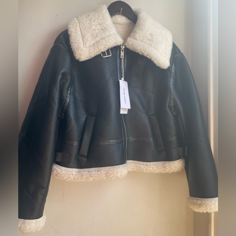 Urban Revivo Faux Leather Shearling Jacket Black Size S